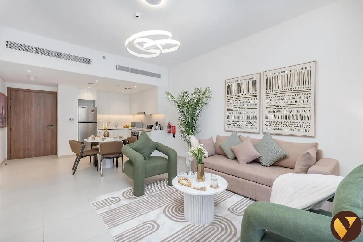 Apartment Vogue Madinat Jumeirah Living With Pool View And Balcony - Brand New Dubai United Arab Emirates